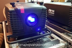 Barco CLM R10+ Projektor za profesionalne namene